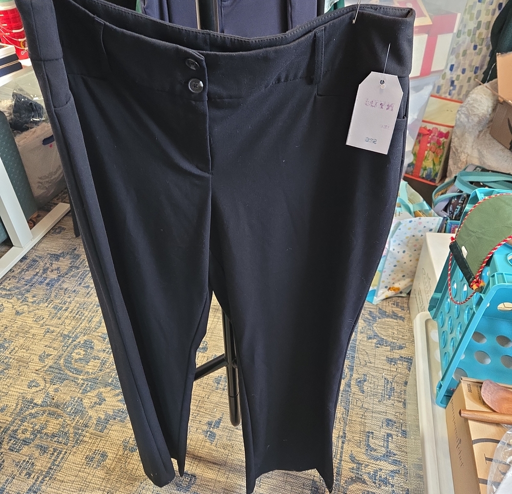 Alfani Women's Black Stretch Ponte Pants
